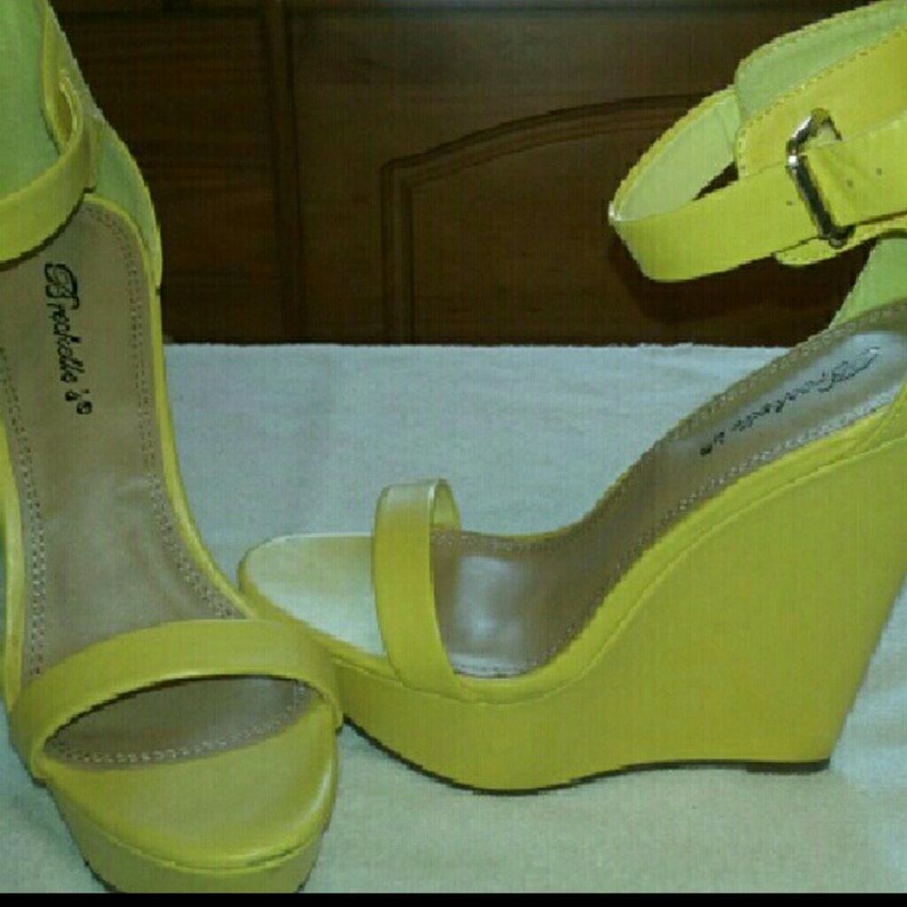Sexy wedges